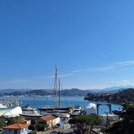 Appartamento Portovenere Con Vista Mare ポルトヴェーネレ エクステリア 写真