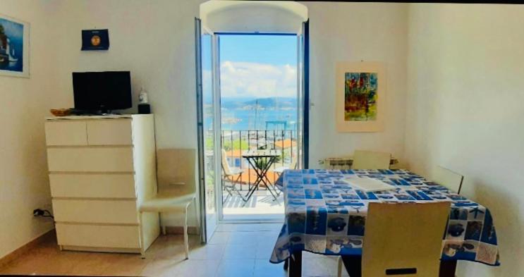 Appartamento Portovenere Con Vista Mare ポルトヴェーネレ エクステリア 写真